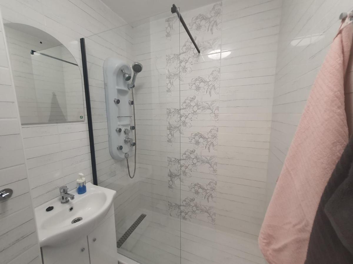 מישקולץ Hegyalja Apartman מראה חיצוני תמונה